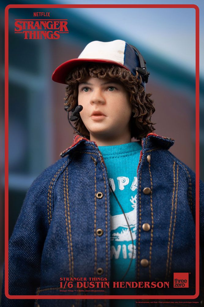 Stranger Things Action Figure 1/6 Dustin Henderson 23 cm