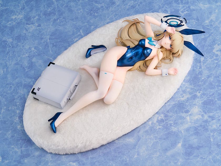 Blue Archive PVC Statue 1/7 Toki (Bunny Girl) Memorial Lobby Ver. 30 cm