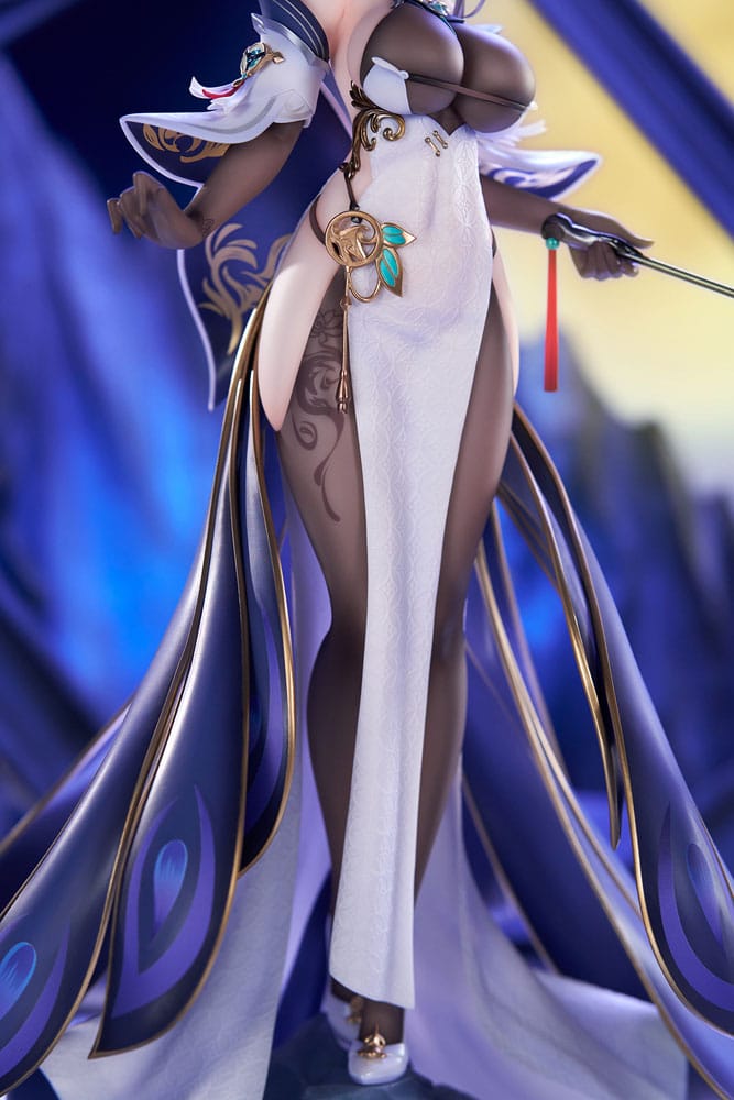Azur Lane PVC Statue 1/7 Chen Hai Kai 31 cm