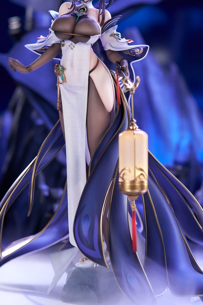 Azur Lane PVC Statue 1/7 Chen Hai Kai 31 cm