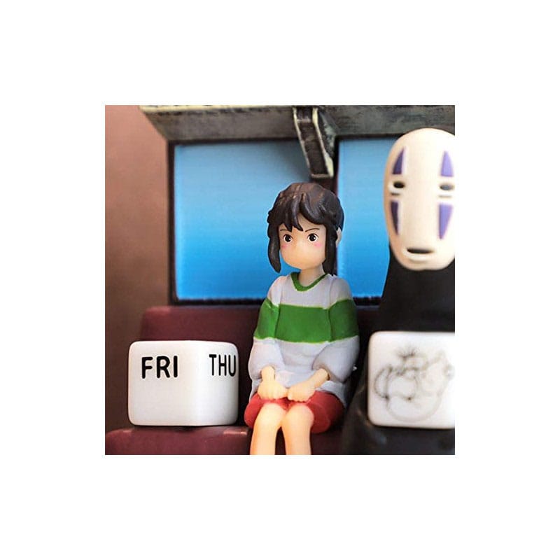 Spirited Away Statue Three-wheeler Diorama / Calendar Take Unabara Train 11 cm