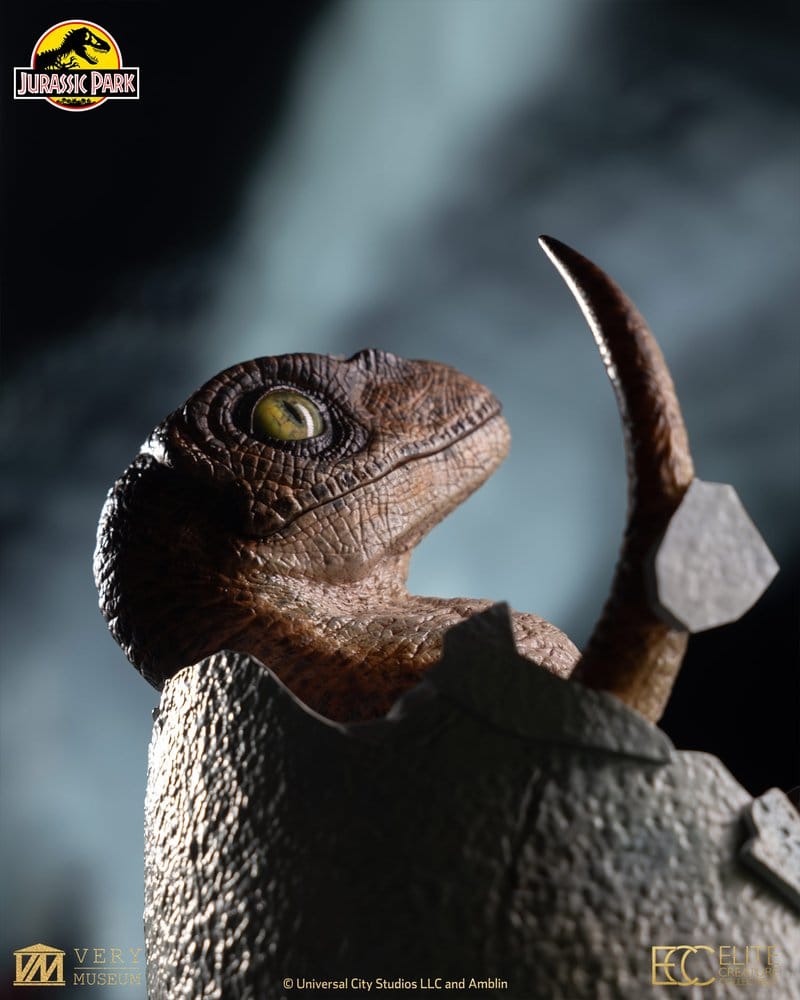Jurassic Park Replica Bust Velociraptor Hatching Egg 24 cm