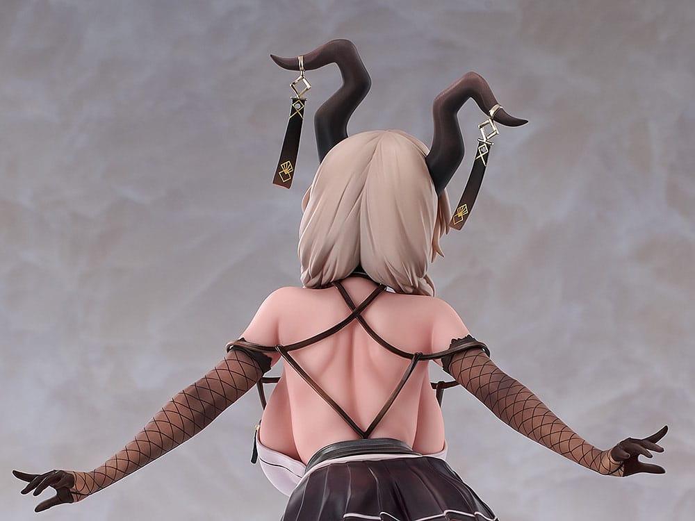 Owari (Azur lane) Light Equipment Version