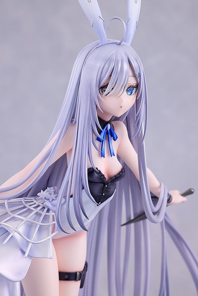 Playing Death Games to Put Food on the Table Wolf PVC Statue 1/7 Holo Light Novel bunny Ver. illustration by Jyuu Ayakura 23 cm