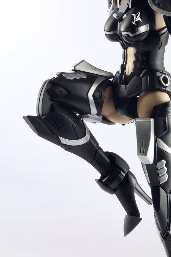 Titanomachia Plastic Model Kit 1/12 Strato Hound 16 cm
