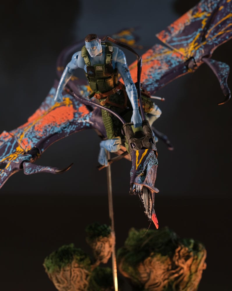 Avatar: The Way of Water Action Figure Recom Quaritch & RDA Banshee (Gold Label)