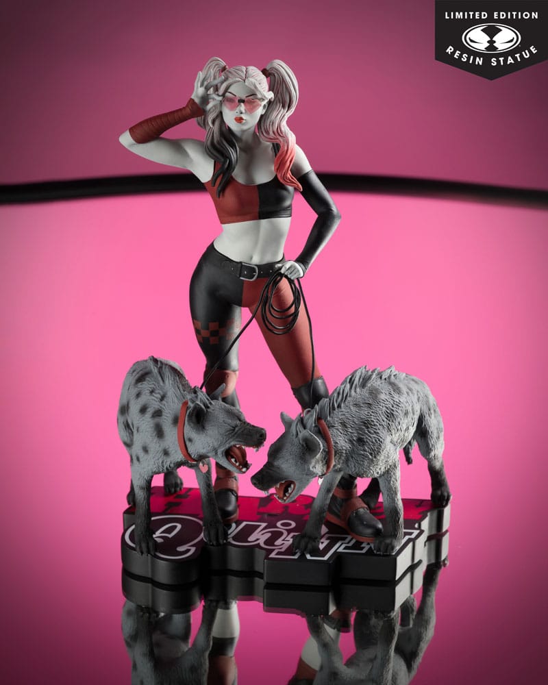 DC Direct Harley Quinn: Red, White & Black Statue 1/10 Harley Quinn by Jenny Frison 19 cm