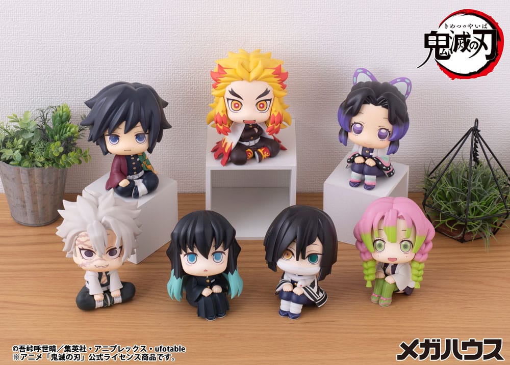 Demon Slayer Kimetsu no Yaiba Look Up PVC Statue Iguro Obanai 11 cm