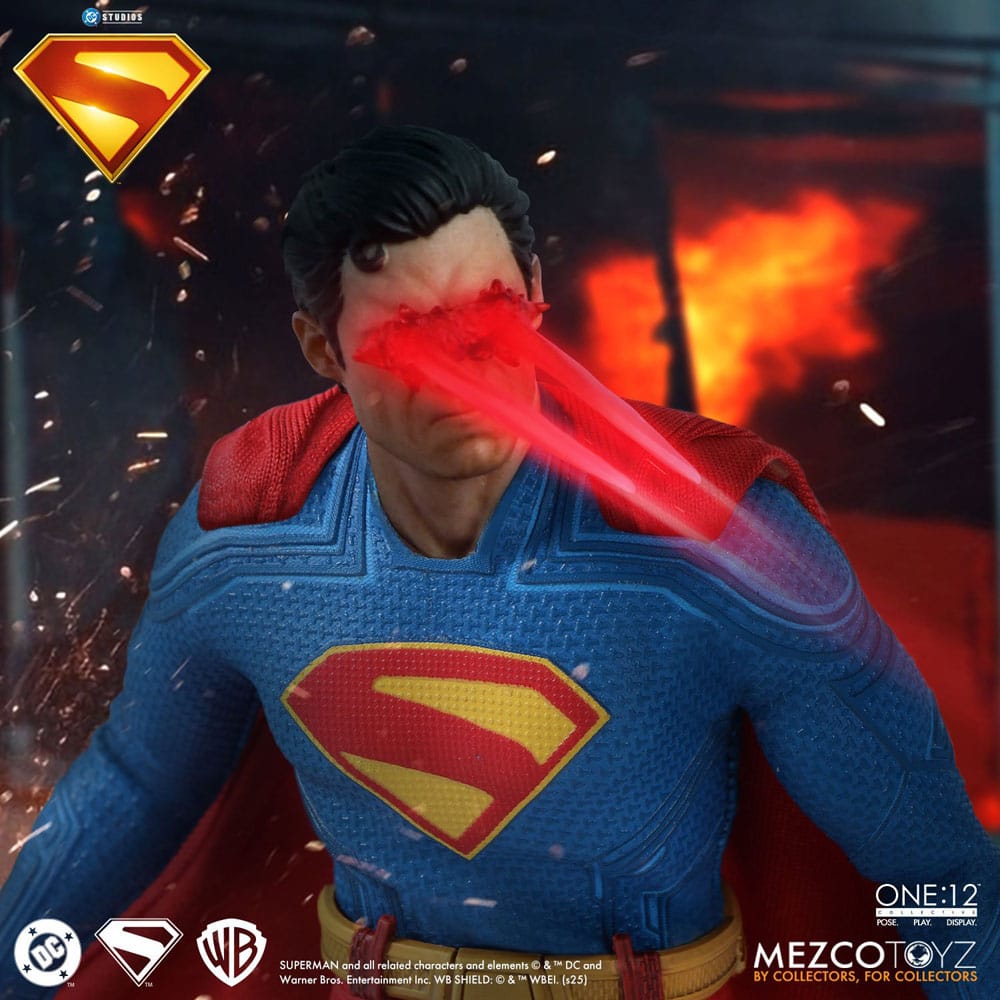 Superman (2025) Action Figure 1/12 Superman 17 cm