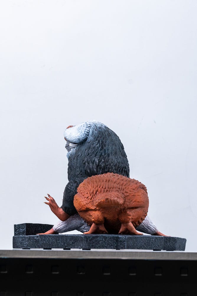 Fantastic Beasts Life-Size Statue Niffler 2 22 cm