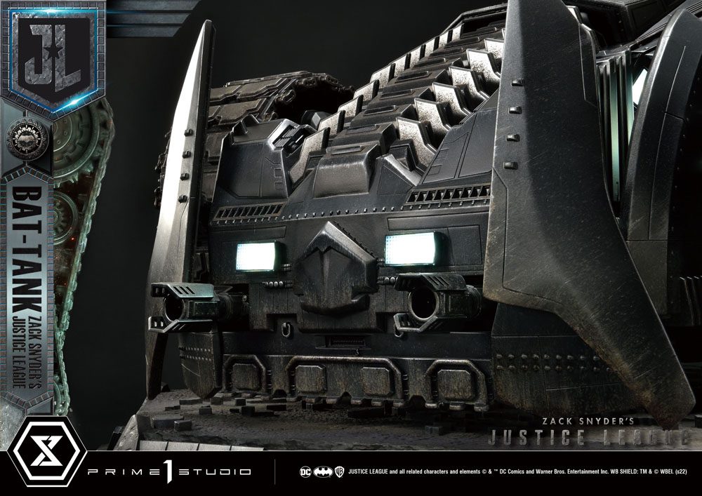 Zack Snyder's Justice League Museum Masterline Diorama Bat-Tank 36 cm