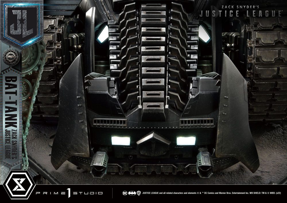 Zack Snyder's Justice League Museum Masterline Diorama Bat-Tank 36 cm