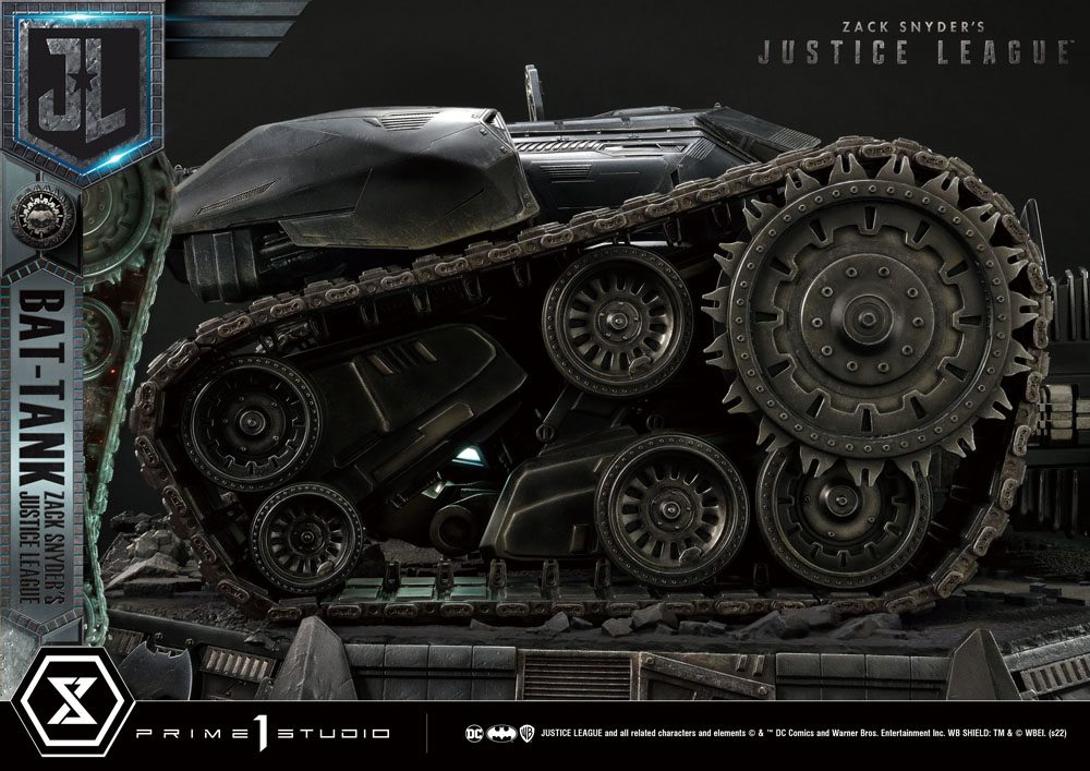 Zack Snyder's Justice League Museum Masterline Diorama Bat-Tank 36 cm