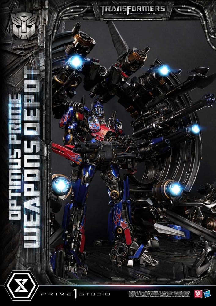 Transformers: Dark of the Moon (Film) Museum Masterline Statue Optimus Prime Weapons Depot 127 cm