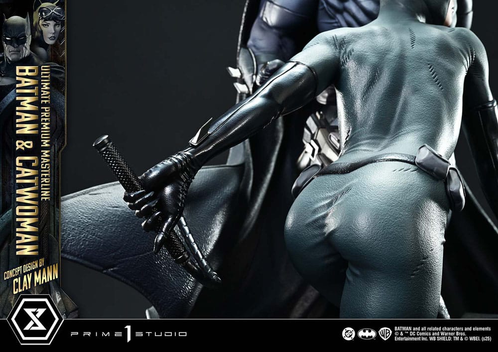 DC Comics Ultimate Premium Masterline Series Statue 1/4 Batman & Catwoman (Concept Design by Clay Mann) 56 cm