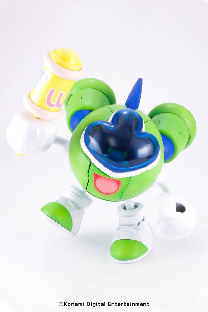 TwinBee Rainbow Bell Adventure Plastic Model Kit Gwinbee 10 cm