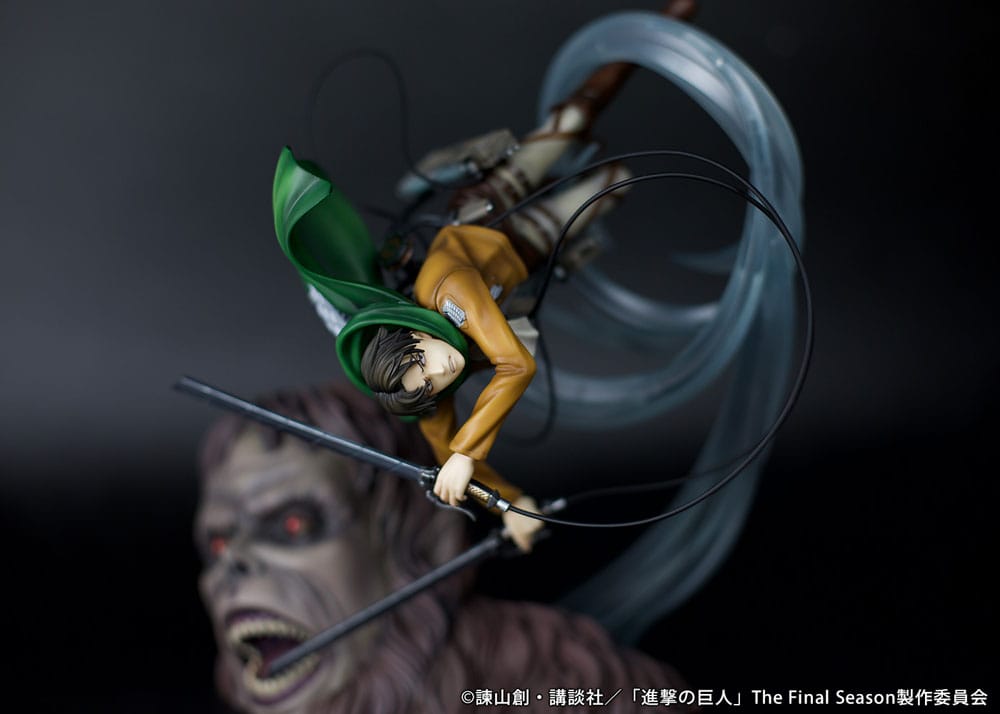 Levi Ackerman (Attack on Titan) Levi vs Beast Titan Version