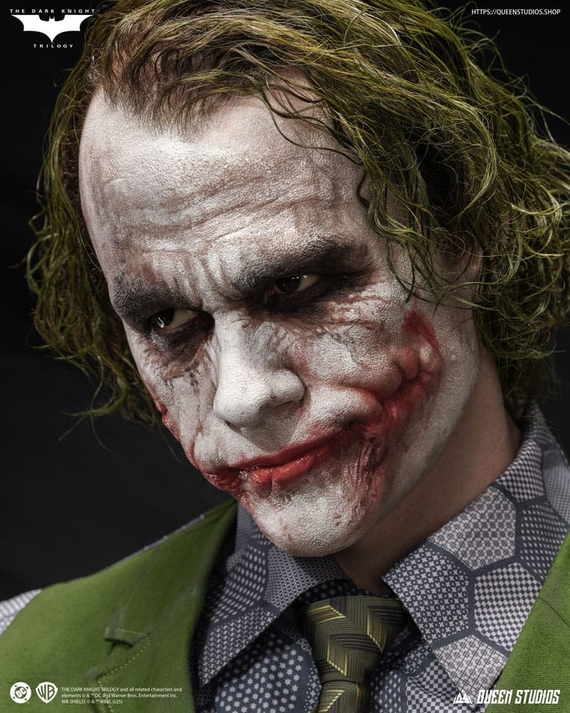 The Dark Knight Bust 1/1 The Joker 89 cm