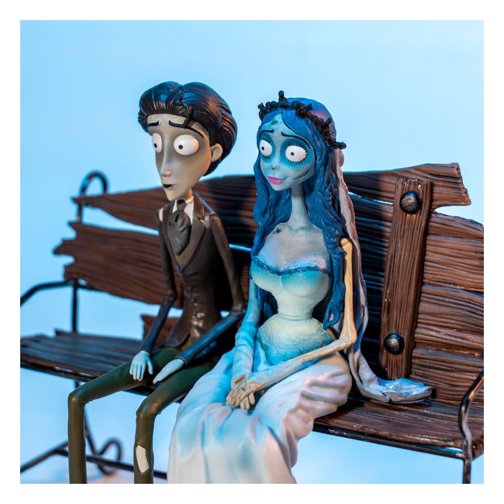 Corpse Bride Gift Set figure & Keyring Victor & Emily