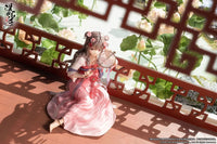 Hanfu Girls Lotus Reflection