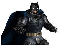 Batman The Dark Knight Returns Dynamic 8ction Heroes Action Figure 1/9 Armored Batman 21 cm