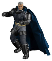 Batman The Dark Knight Returns Dynamic 8ction Heroes Action Figure 1/9 Armored Batman 21 cm