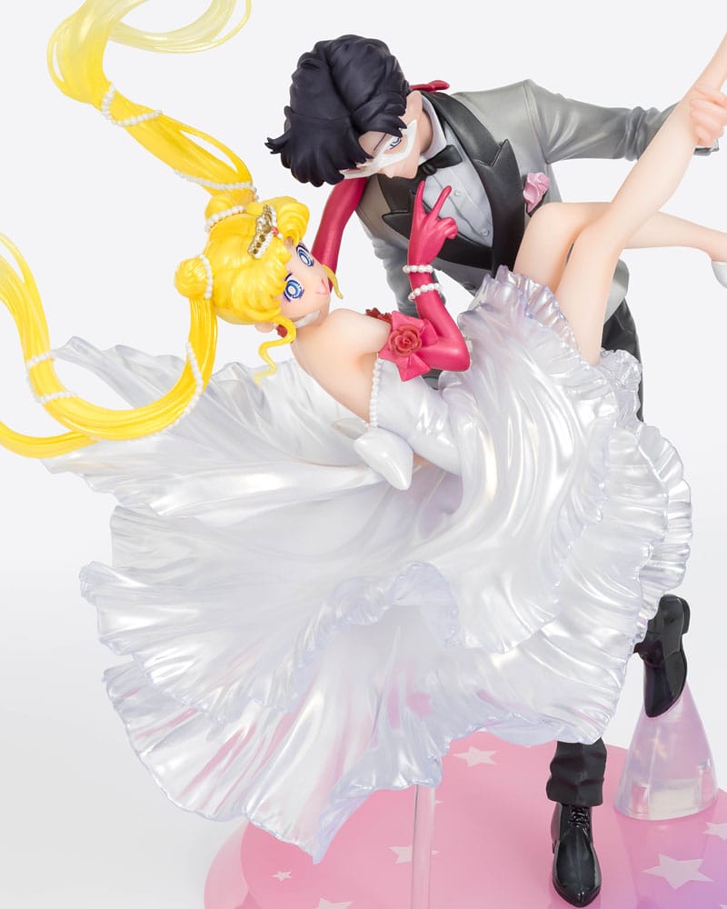 Sailor Moon FiguartsZERO Chouette PVC Statue Usagi & Tuxedo Mask Moonlight Glow Edition 24 cm