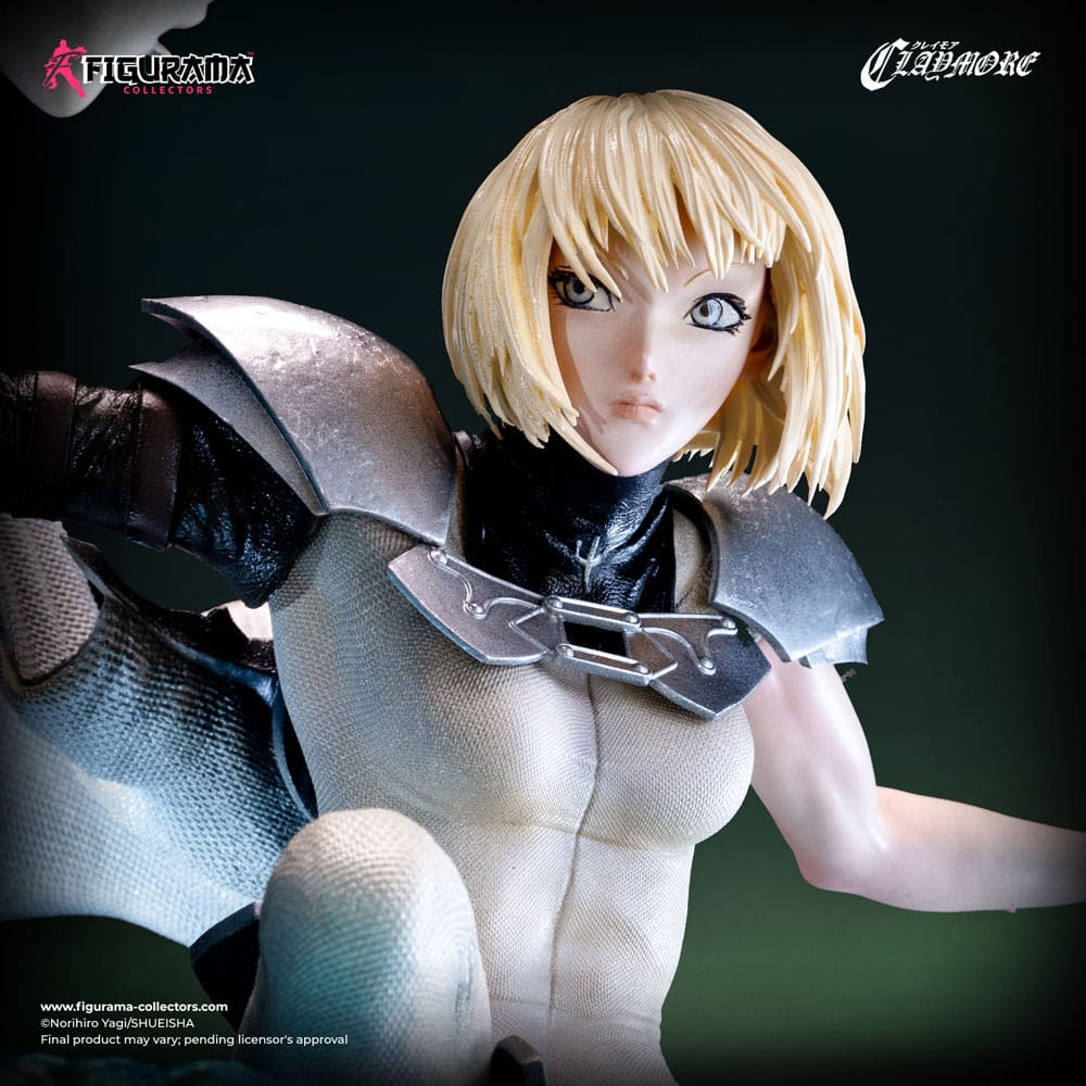 Clare (Claymore) Elite Exclusive Figure, Clare vs. Ophelia