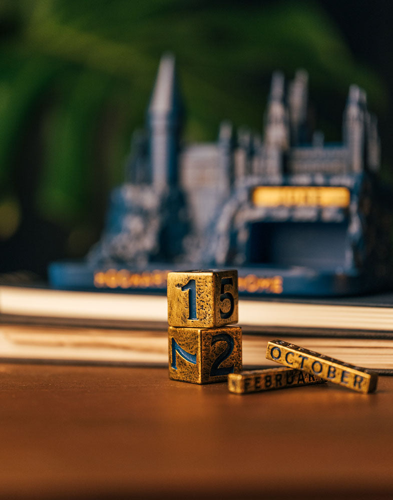 Harry Potter 3D perpetual Calendar Hogwarts