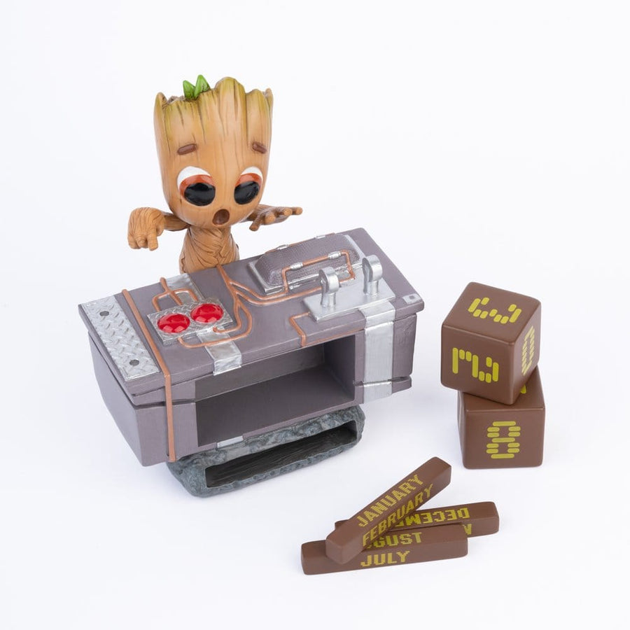 Marvel 3D Perpetual Calendar Groot Death Button 12 cm