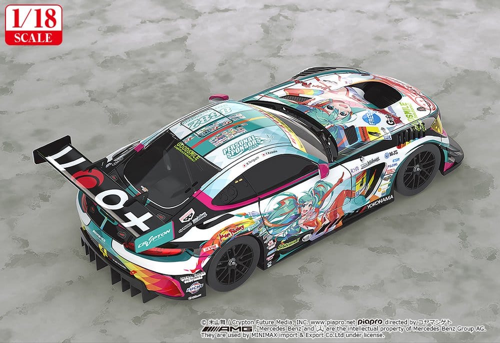 Hatsune Miku GT Project Vehicle 1/18 Good Smile Hatsune Miku AMG 2016 SUPER GT Ver. 26 cm