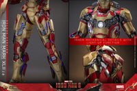 Iron Man 3 Movie Masterpiece Diecast Action Figure 1/6 Iron Man Mark XLII (2.0) Deluxe 32 cm