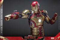 Iron Man 3 Movie Masterpiece Diecast Action Figure 1/6 Iron Man Mark XLII (2.0) 32 cm