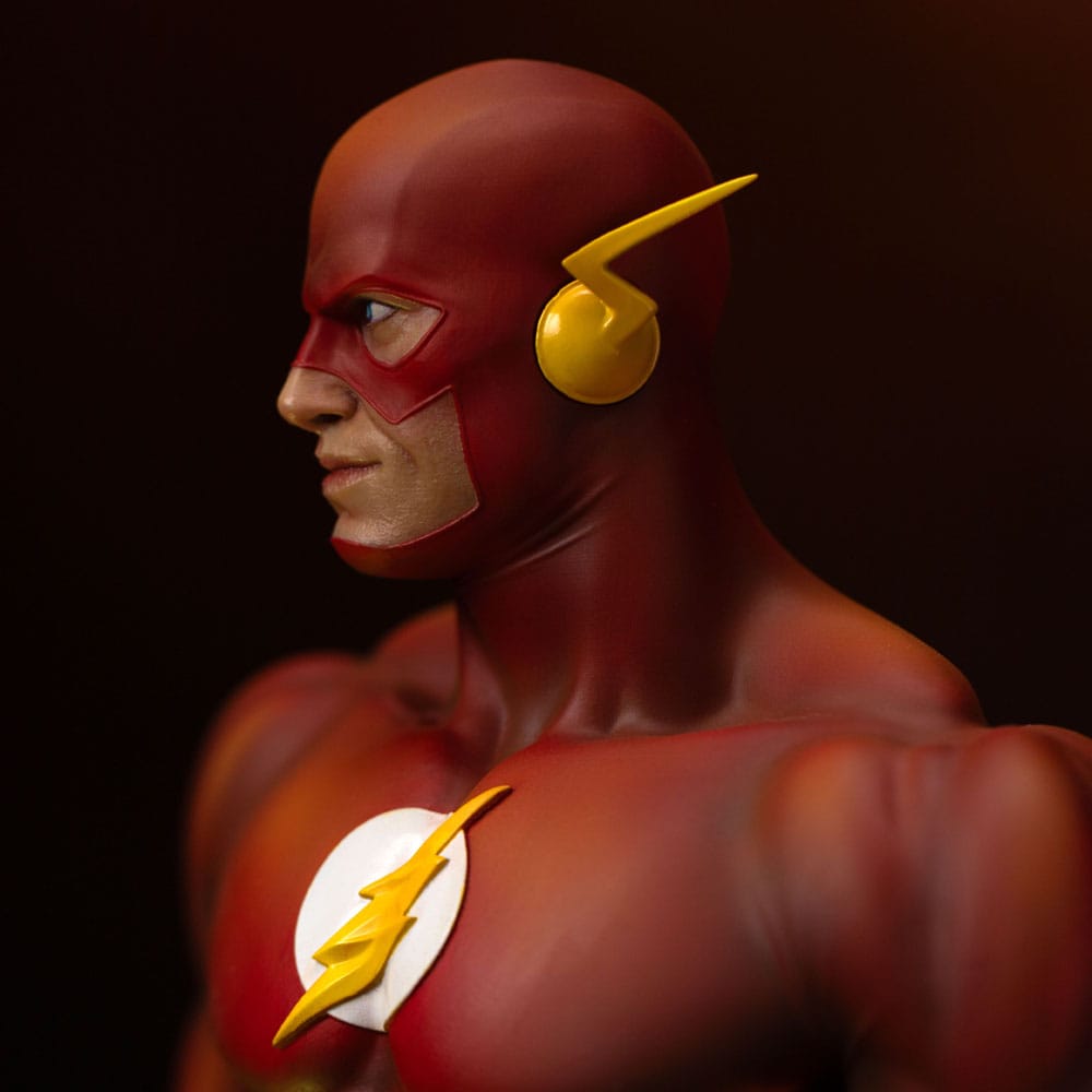 DC Comics Legacy Replica Statue 1/4 Flash 54 cm