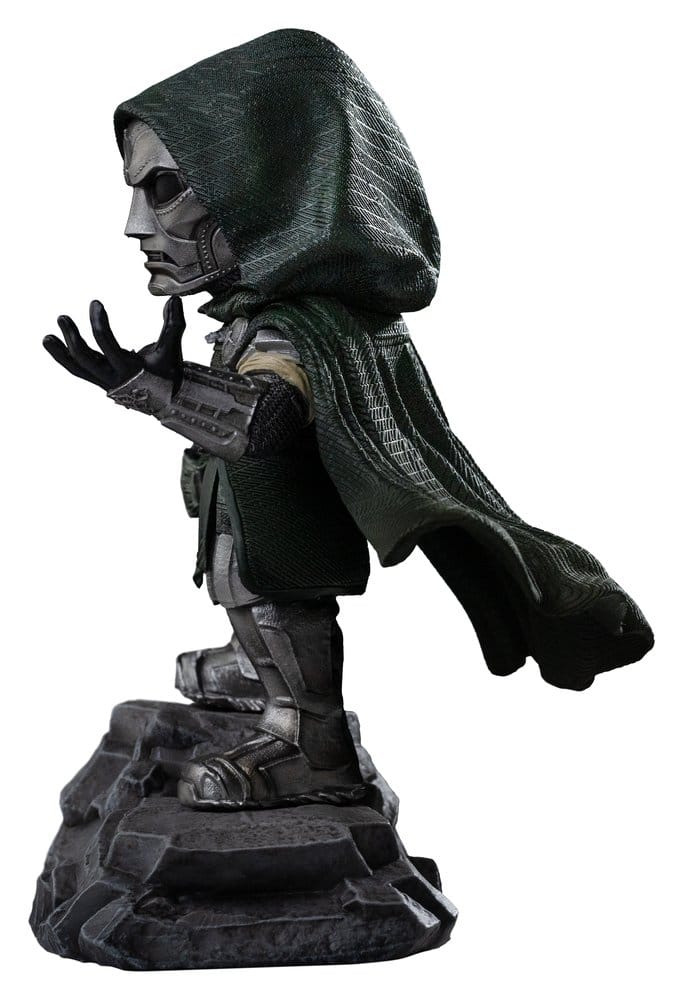 Avengers: Doomsday MiniCo Statue Doctor Doom 15 cm