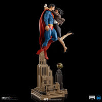 DC Comics Diorama 1/6 Superman & Lois 57 cm