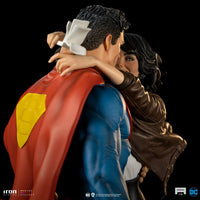 DC Comics Diorama 1/6 Superman & Lois 57 cm