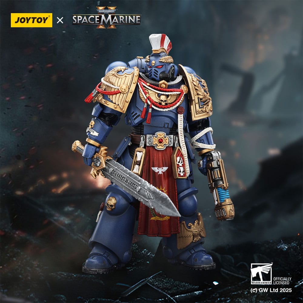 Warhammer 40,000: Space Marine 2 Action Figure Ultramarines Relic Primus Armourwith Plasma Pistol and Combat Blade 13 cm