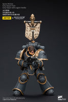 Warhammer The Horus Heresy - Action Figure 1/18 - Space Wolves Grey Slayer Pack Grey Slayer With Legion Vexilla