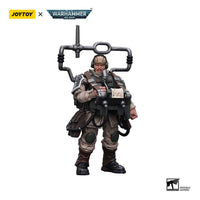 Warhammer 40K - Action Figure 1/18 - Astra Militarum Cadian Command Squad Veteran with Master Vox