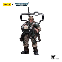 Warhammer 40K - Action Figure 1/18 - Astra Militarum Cadian Command Squad Veteran with Master Vox