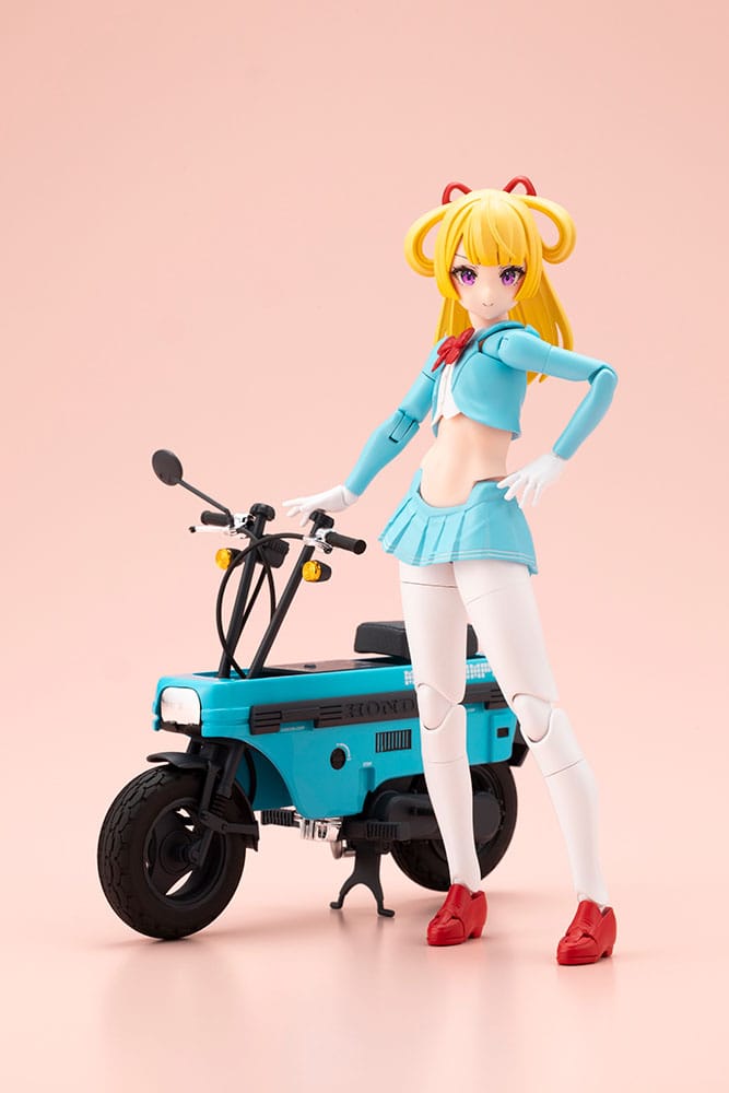 Megami Device Buster Doll Series Plastic Model Kit 1/1 Knight Alice with Honda AB12 Motocompo 15 cm