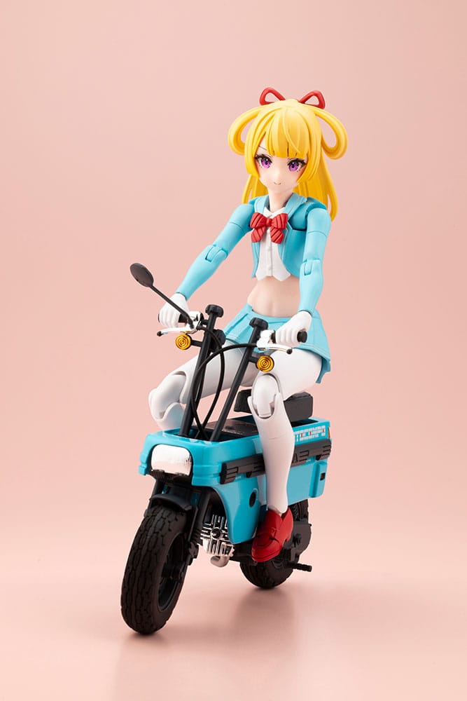 Megami Device Buster Doll Series Plastic Model Kit 1/1 Knight Alice with Honda AB12 Motocompo 15 cm