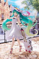 Hatsune Miku (vocaloid) GT Project Racing Miku 2021: Private Version