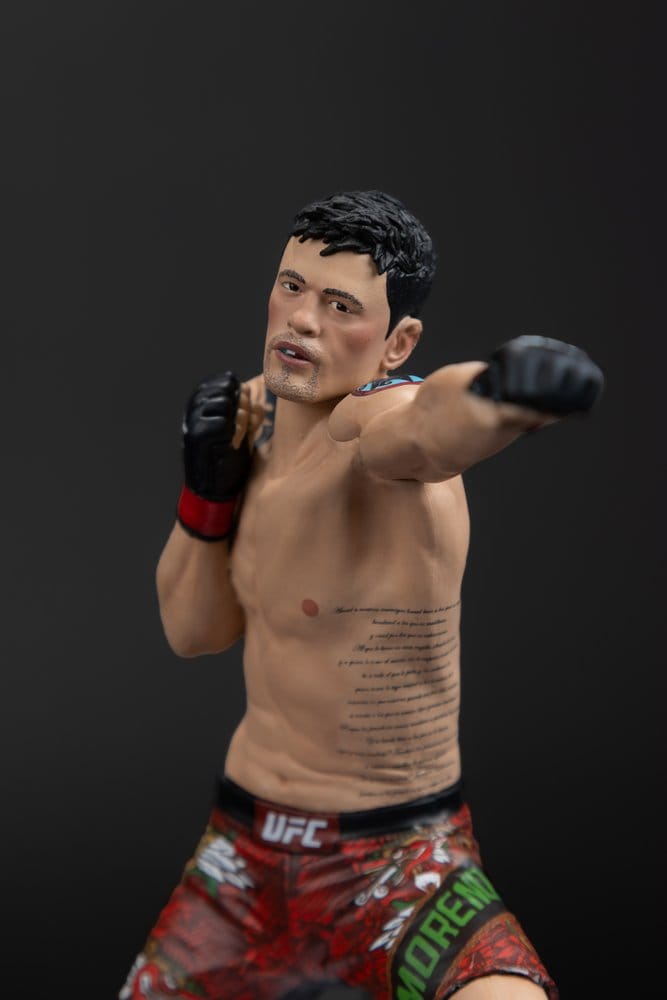 UFC Posed PVC Statue Brandon Moreno 16 cm