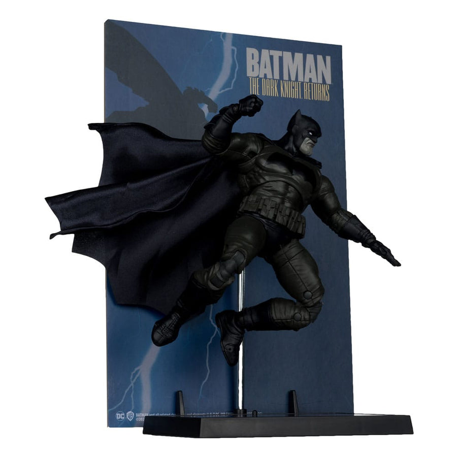 DC Comics - DC Multiverse McFarlane Cover Recreations Action Figure - Batman (Batman: The Dark Knight Returns #1) (Gold Label)