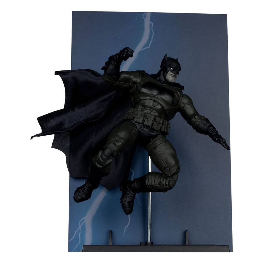 DC Comics - DC Multiverse McFarlane Cover Recreations Action Figure - Batman (Batman: The Dark Knight Returns #1) (Gold Label)