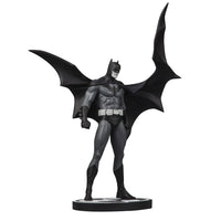 DC Direct  Statue Batman Black & White Batman (by Jorge Jimenez) 27 cm