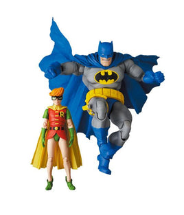 DC Comics - The Dark Knight Returns MAF EX Action Figures - Batman Blue Version & Robin 11- 16 cm