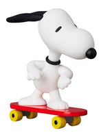 Peanuts UDF Series 17 Mini Figure Skateboard Snoopy 7 cm